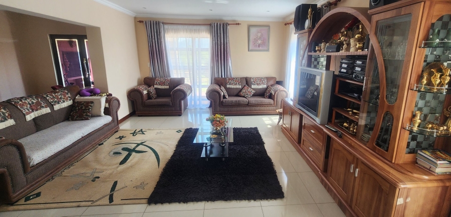 3 Bedroom Property for Sale in La Camargue Private Country Estate North West